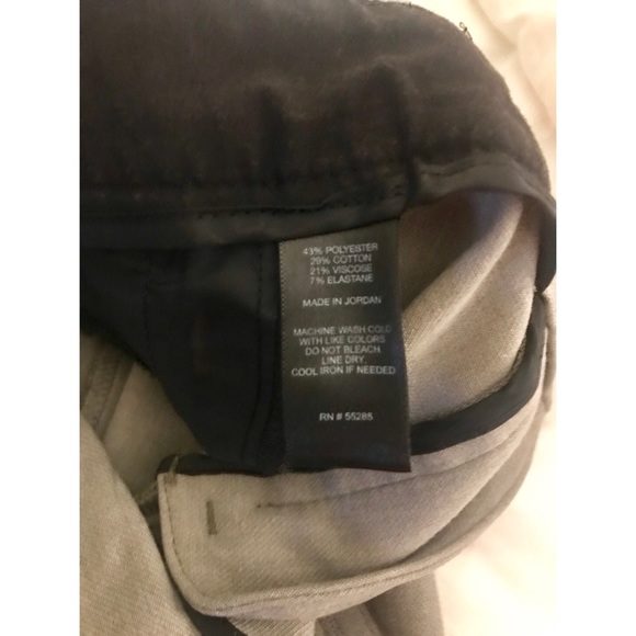 EXPRESS. Columnist Dress Pants. Size 10R - Picture 3 of 6